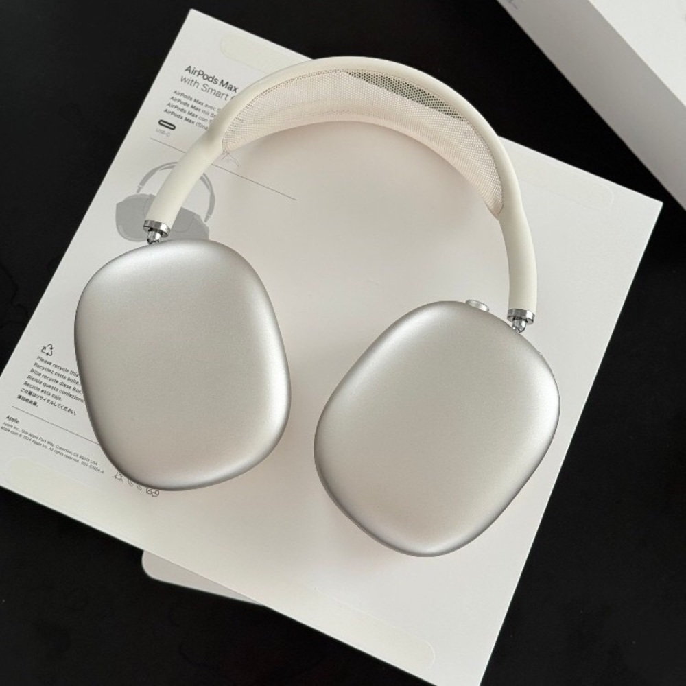 AirPods Max 2 - Starlight - Picture 4 of 6